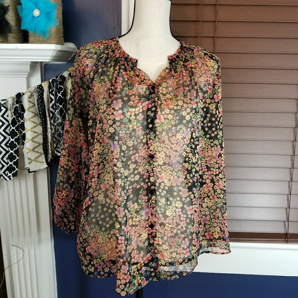 Floral print button down top